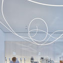 Light as a Design Statement: Creative Ways to Use Artificial Lighting - Image 3 of 26